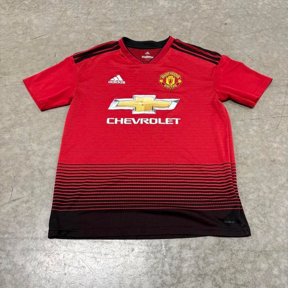Adidas Men's Red T-shirt